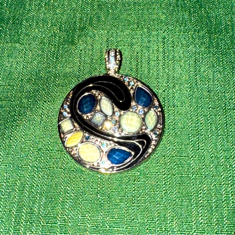 Odyssey Lia Sophia Silver Round Pendant Green Black Acrylic Stones Black Enamel